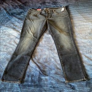 NWT Old Navy “The Flirt” skinny jeans